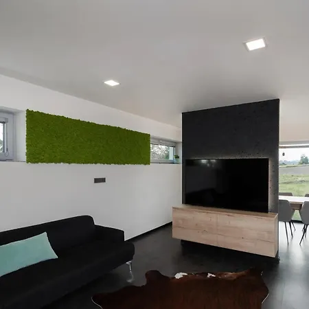 Villa Charming In Frydlant With Jacuzzi & Cinema