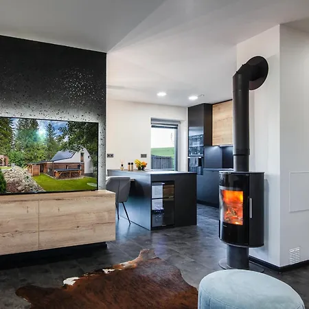Villa Charming In Frydlant With Jacuzzi & Cinema *