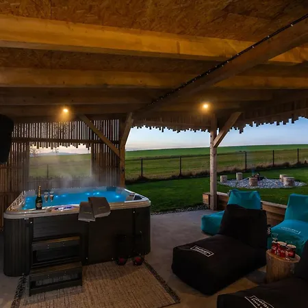 Charming In Frydlant With Jacuzzi & Cinema Villa