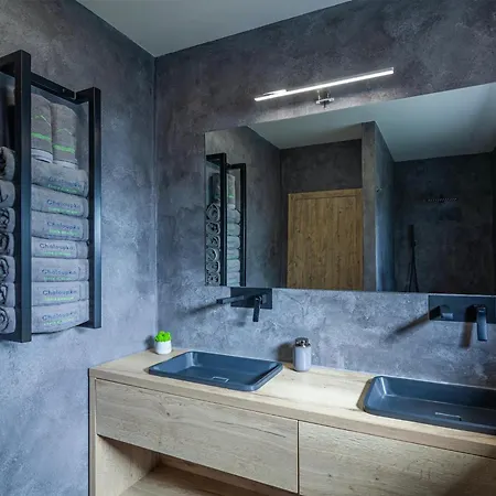 Villa Charming In Frydlant With Jacuzzi & Cinema